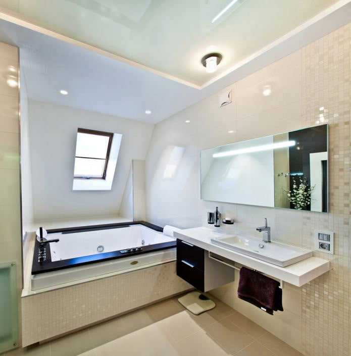 Spanndecke im Badezimmer
