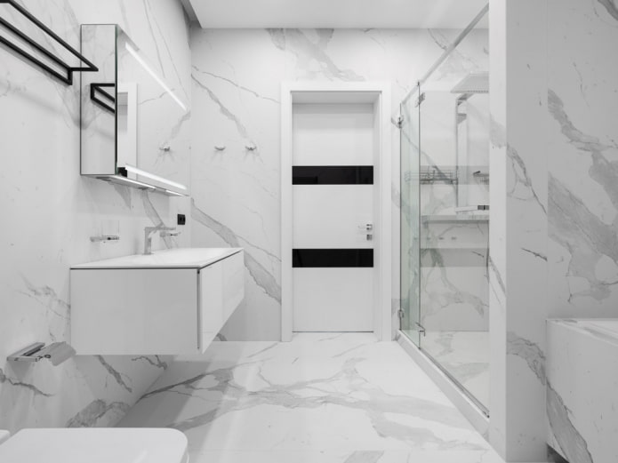 Badezimmer im Stil des Minimalismus