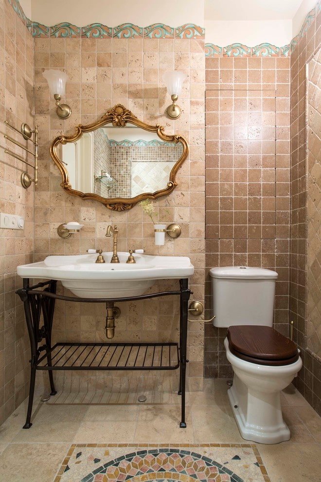 Badezimmer in Rosatönen