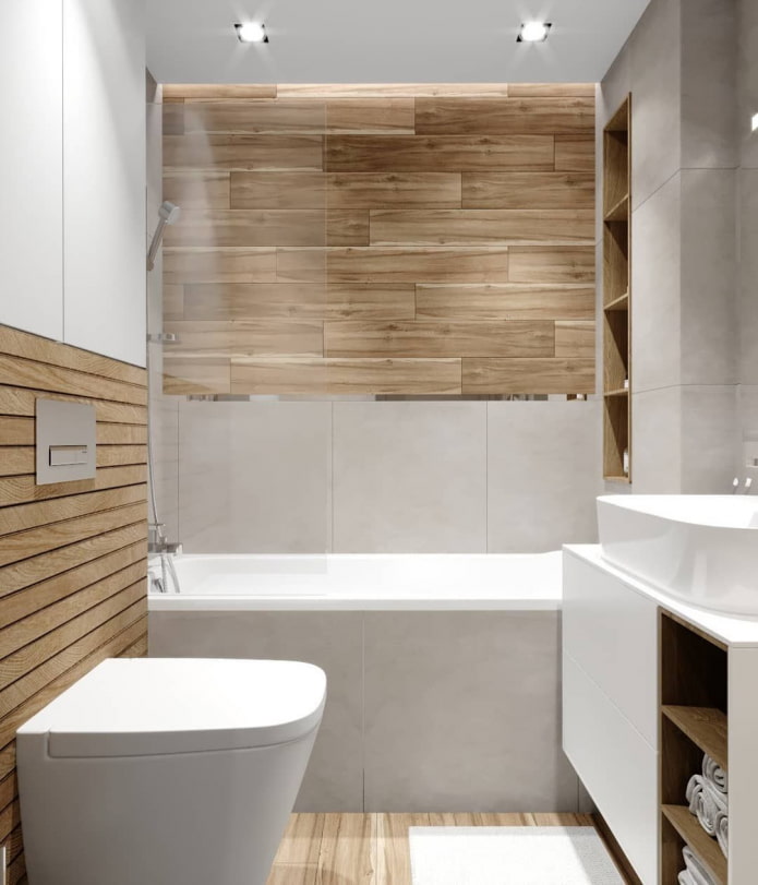 horizontale Fliesen in Holzoptik in einem kleinen Badezimmer