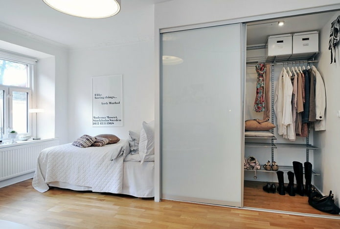 Damengarderobe