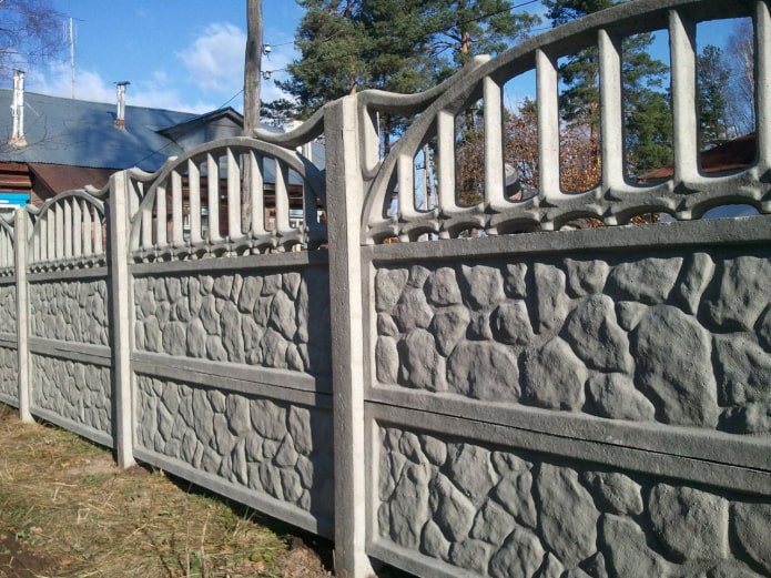 schöner Betonzaun