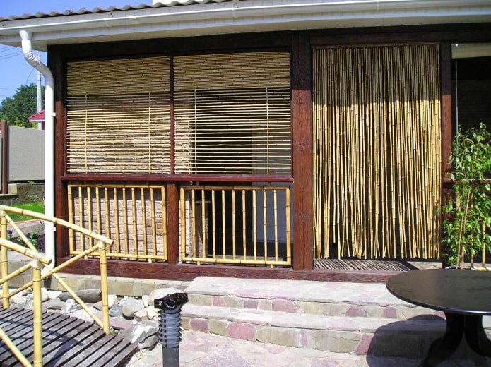 Bambusvorhänge für einen Pavillon