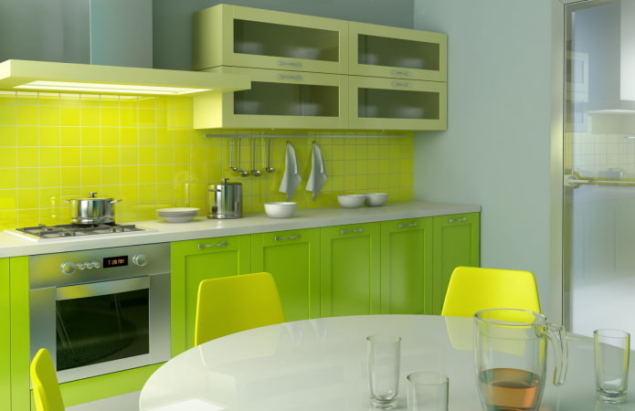 Kücheninterieur in Gelbgrüntönen