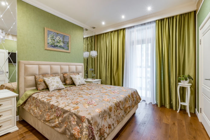 Beleuchtung im Schlafzimmer in Grüntönen
