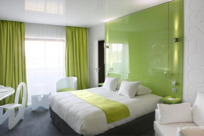 Farbkombination im Schlafzimmer in Grüntönen