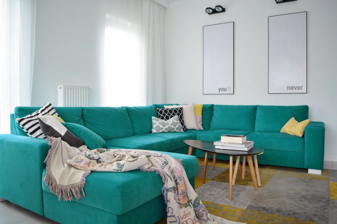 Türkisfarbenes Sofa