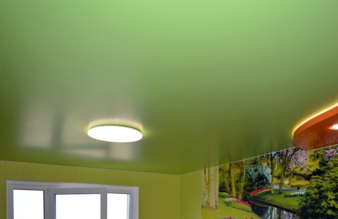 grüne Satin-Spanndecke