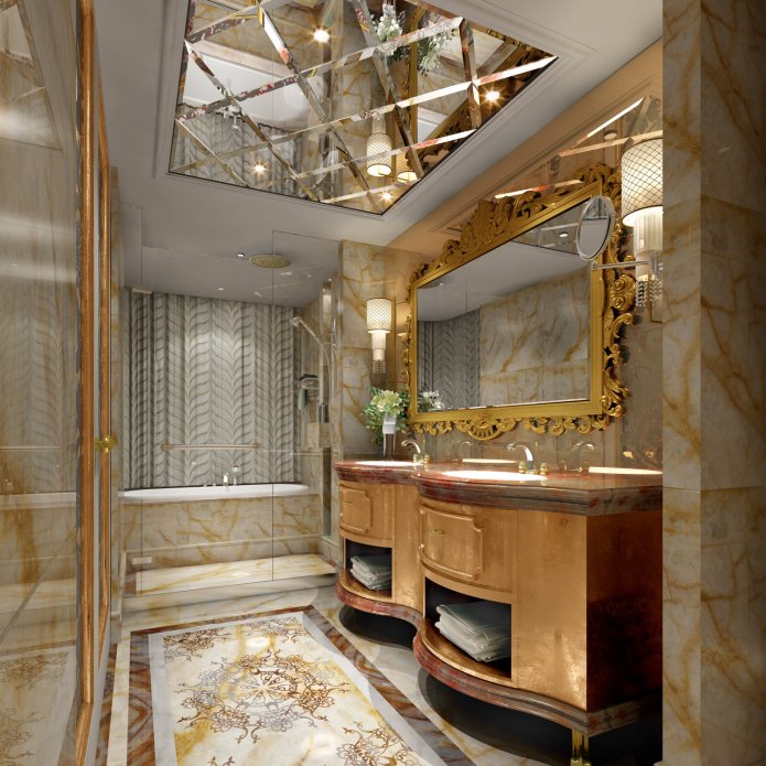 Spiegeldecke im Badezimmer