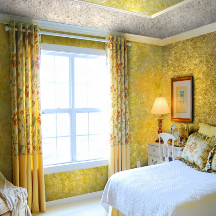 Flüssige Tapete im Schlafzimmer