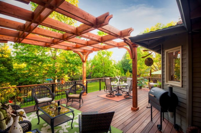 Veranda mit Pergola